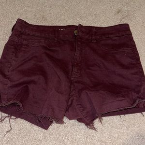 Maroon American Eagle High-Rise Jean Shorts✨